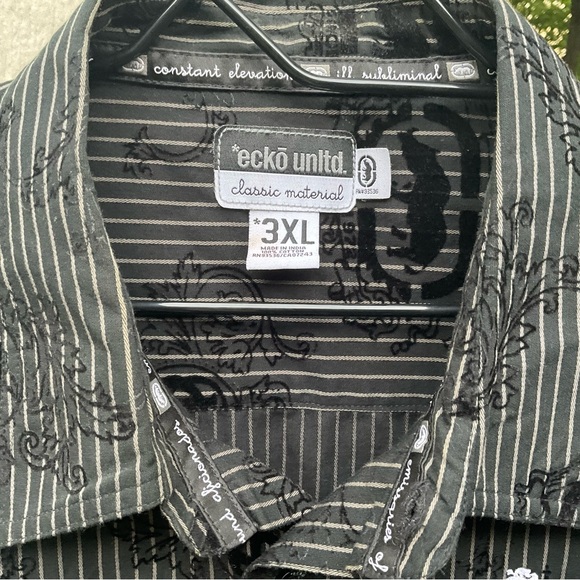 Men’s Striped Velvet Accented Embroidered Button Down Shirt! - Picture 9 of 9